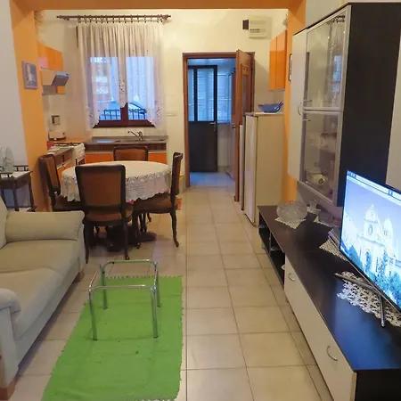 Malenko דירה שיבניק