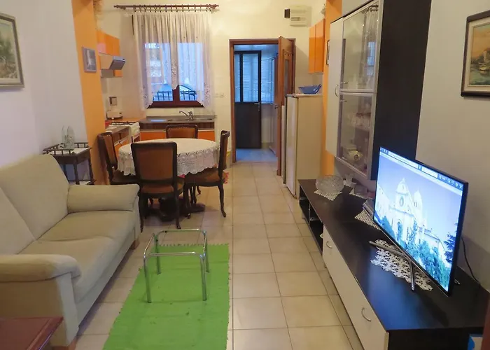 Malenko דירה שיבניק